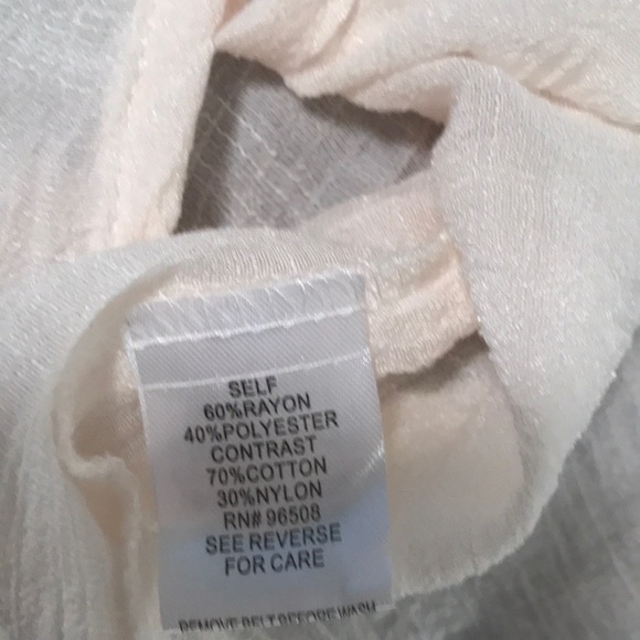 Ivory blouse with sheer floral mesh detail - Picture 5 of 5